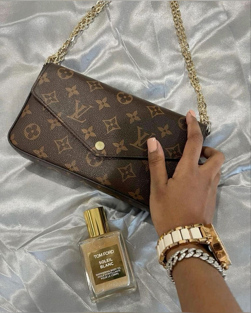 Crossbody Lv
